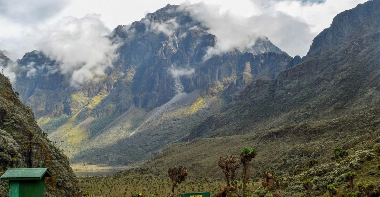 9 DAYS RWENZORI CENTRAL CIRCUIT